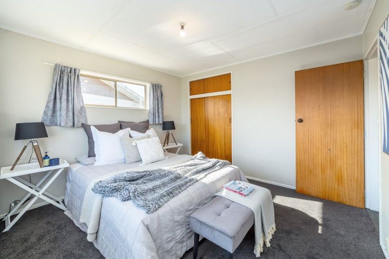 Photo of property in 20 Fisher Place, Carterton, 5713