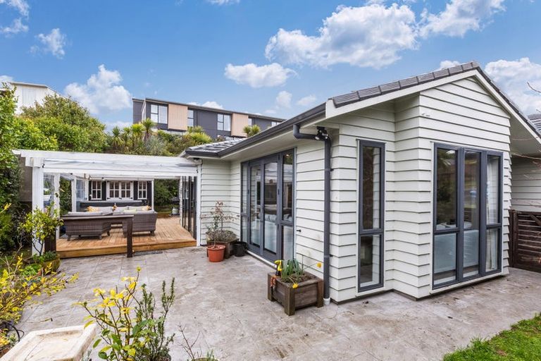 Photo of property in 15 Ashwood Street, Woodridge, Wellington, 6037