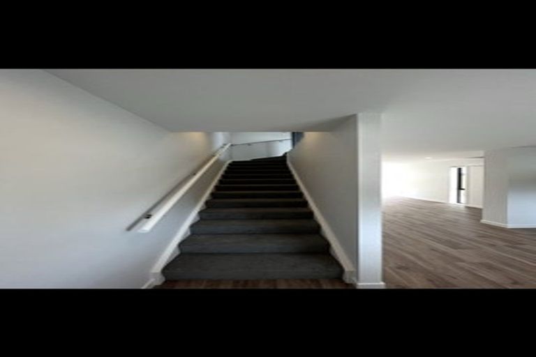 Photo of property in 11a Welby Place, Mangere, Auckland, 2022