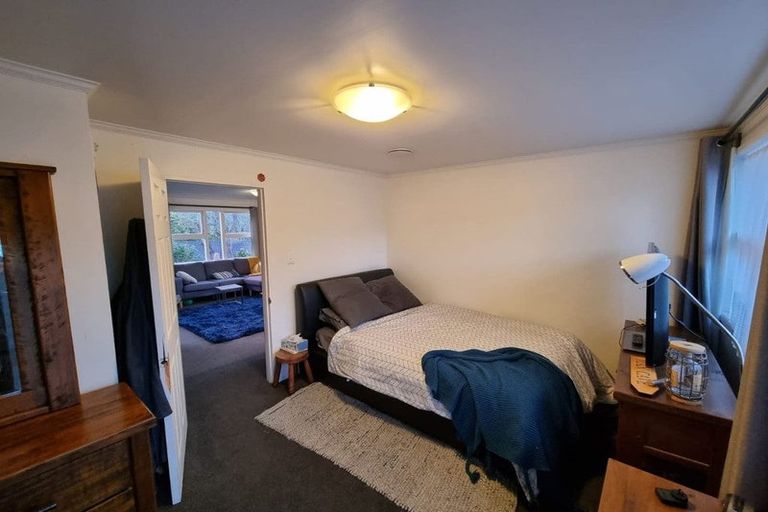 Photo of property in 67 Barrys Road, Glendene, Auckland, 0602