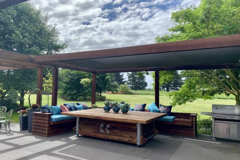 Photo of property in 1298 Old West Coast Road, West Melton, Christchurch, 7671