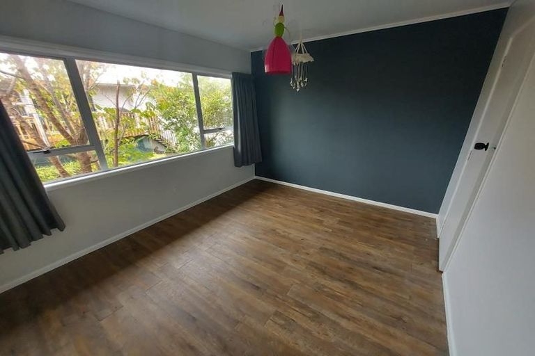 Photo of property in 21 Old Onerahi Road, Onerahi, Whangarei, 0110