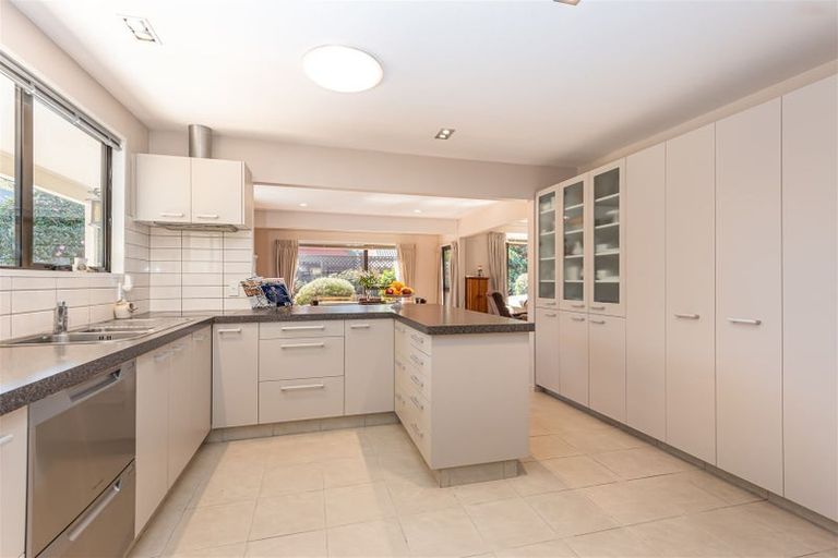 Photo of property in 37 Corfe Street, Ilam, Christchurch, 8041