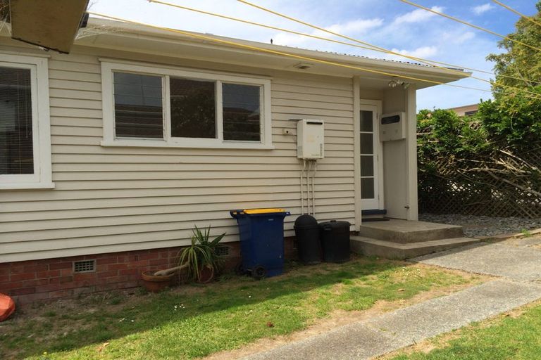 Photo of property in 1/13 Elliott Avenue, Bayview, Auckland, 0629