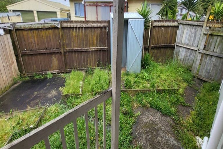 Photo of property in 63 Burundi Avenue, Clendon Park, Auckland, 2103