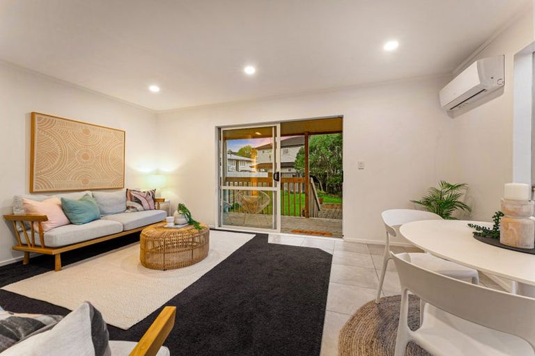 Photo of property in 13a Becroft Drive, Forrest Hill, Auckland, 0620