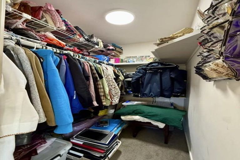 Photo of property in 19 Roy Maloney Drive, Henderson, Auckland, 0612