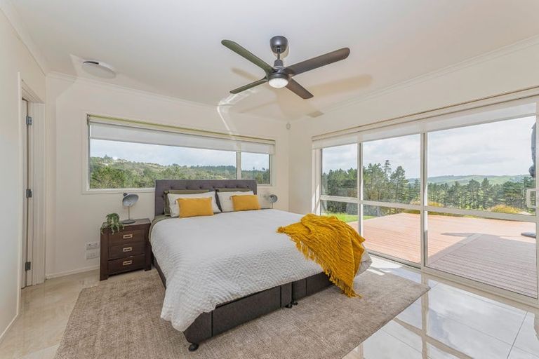 Photo of property in 66 Manuka Grove, Helensville, 0875