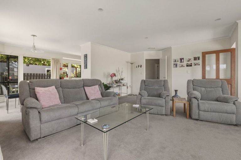 Photo of property in 16 Pacific View Road, Papamoa Beach, Papamoa, 3118