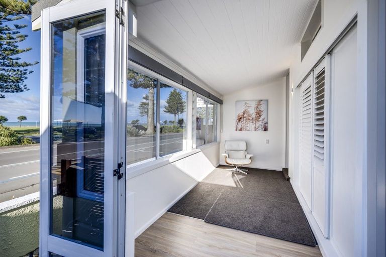 Photo of property in 407 Marine Parade, Napier South, Napier, 4110