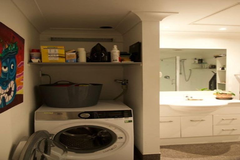 Photo of property in Vicino Apartments, 15/33 Taranaki Street, Te Aro, Wellington, 6011