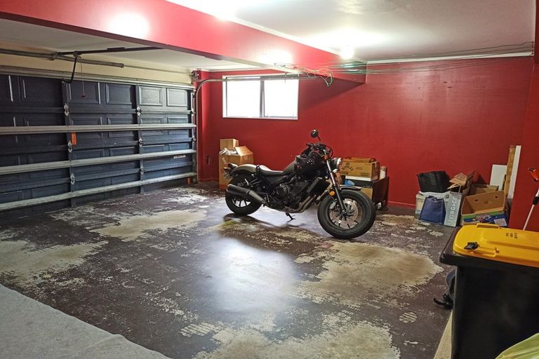 Photo of property in 7 Morpeth Street, Johnsonville, Wellington, 6037