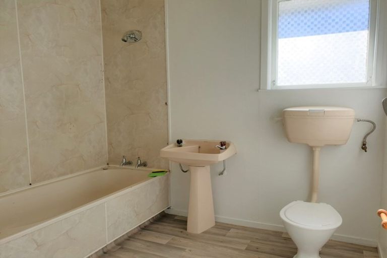 Photo of property in 46 Northolt Road, Fairview Downs, Hamilton, 3214