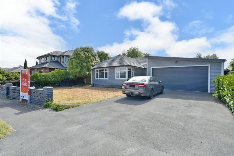 Photo of property in 27 Burwood Road, Burwood, Christchurch, 8083