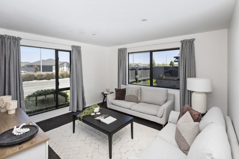 Photo of property in 318 Halswell Junction Road, Halswell, Christchurch, 8025