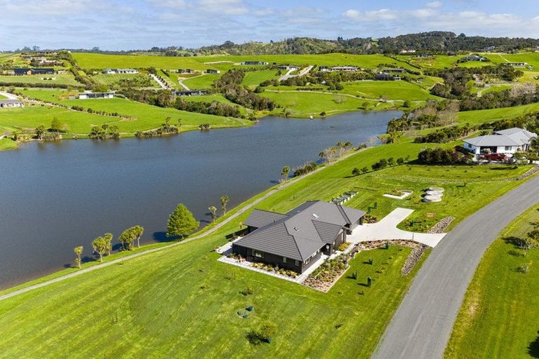Photo of property in 29 Daniel Parade, Mangawhai, 0975