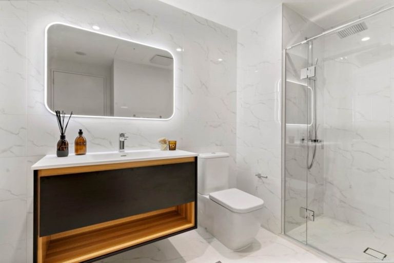 Photo of property in 26 Pine Ridge Terrace, Hauraki, Auckland, 0622