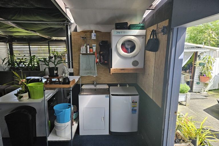 Photo of property in 43 Margaret Road, Papatoetoe, Auckland, 2025