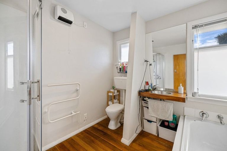 Photo of property in 124 Cavendish Road, Casebrook, Christchurch, 8051