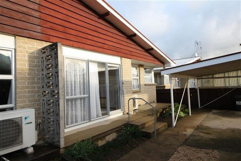 Photo of property in 10b Queen Street, Brighton, Dunedin, 9035