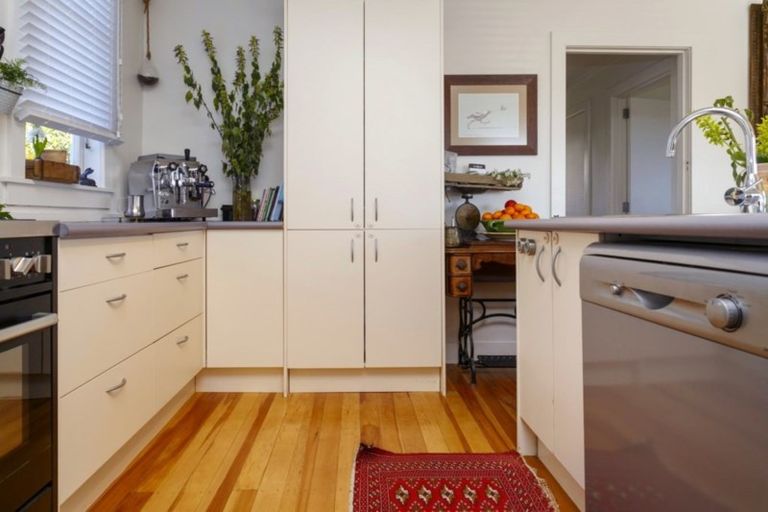 Photo of property in 19 Waitahanui Avenue, Taupo, 3330