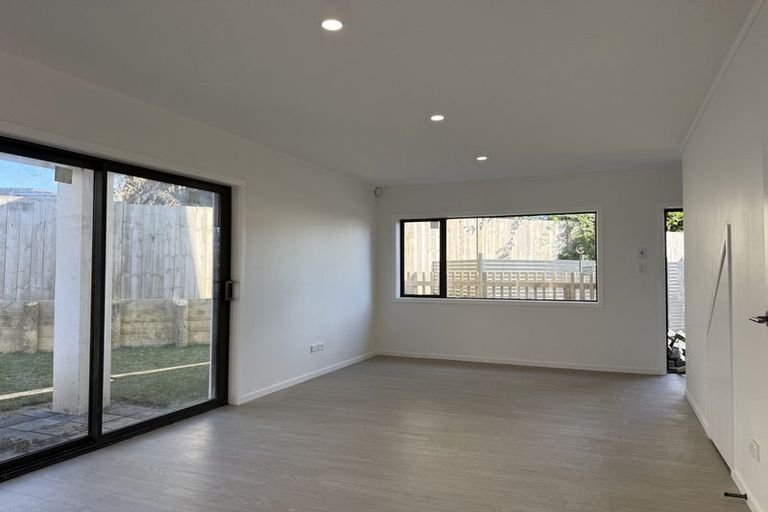 Photo of property in 19 Yeoman Place, Howick, Auckland, 2014