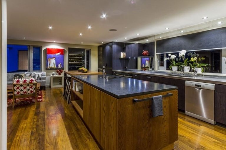 Photo of property in 1/50 Whitby Crescent, Mairangi Bay, Auckland, 0630