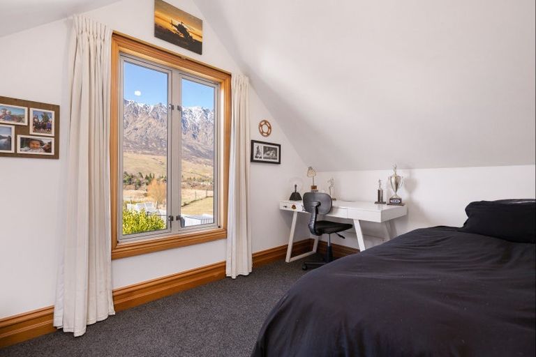 Photo of property in 34 Copper Beech Avenue, Frankton, Queenstown, 9300