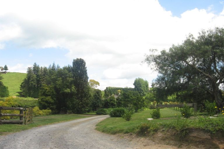 Photo of property in 38 Vernon Road, Minden, Tauranga, 3171