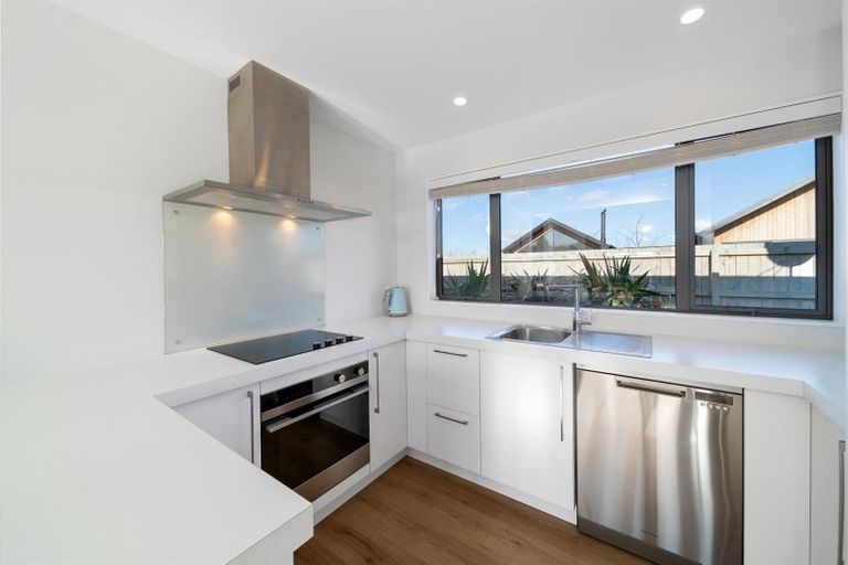 Photo of property in 3 Hewson Crescent, Lake Hawea, Wanaka, 9382