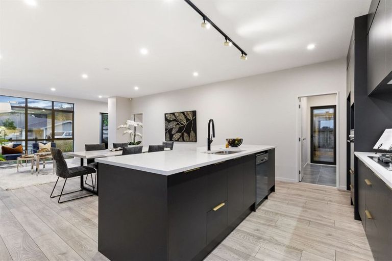 Photo of property in 35 Jeroboam Loop, Kumeu, 0810