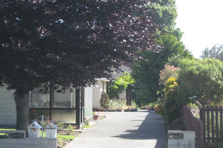 Photo of property in 1/11 Young Street, Somerfield, Christchurch, 8024