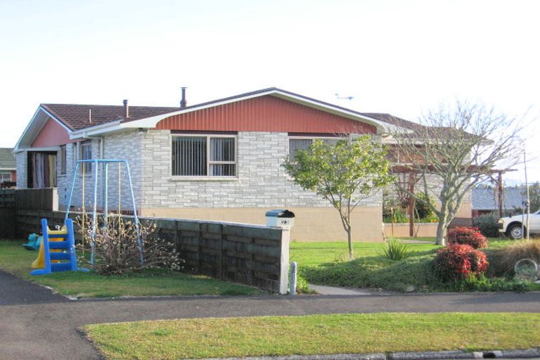 Photo of property in 23 Samuel Place, Queenwood, Hamilton, 3210