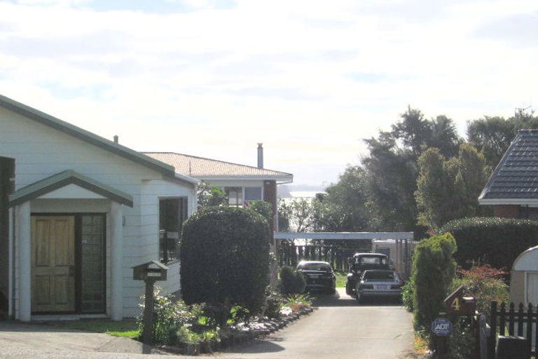 Photo of property in 4 Margaret Road, Bellevue, Tauranga, 3110