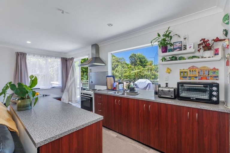 Photo of property in 91 Willerton Avenue, New Lynn, Auckland, 0600