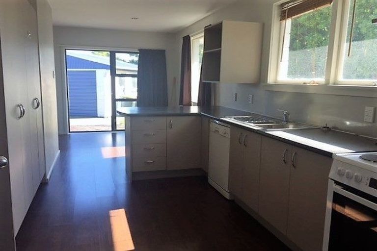 Photo of property in 42 Fern Drive, Halswell, Christchurch, 8025