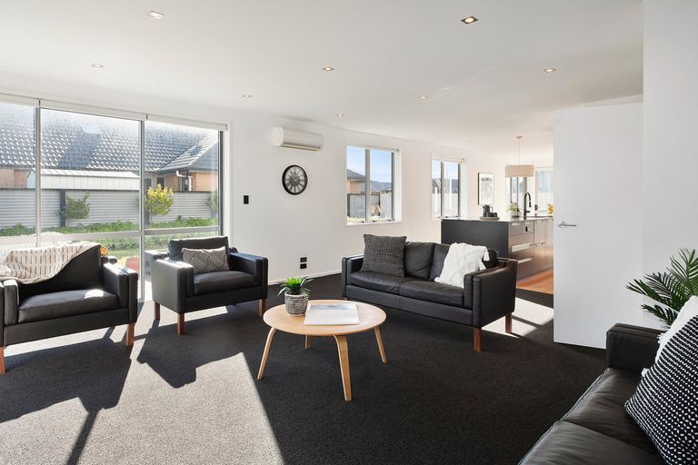 Photo of property in 7 Hoffman Court, Waikiwi, Invercargill, 9810