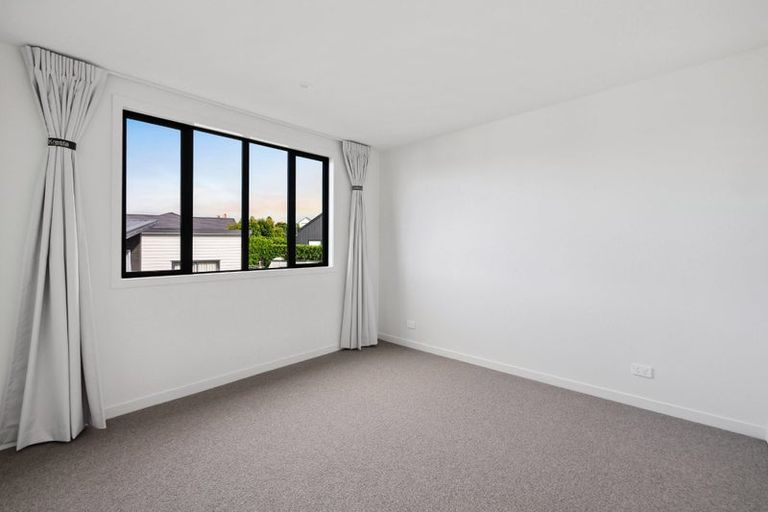 Photo of property in 13 William Blake Way, Riverhead, 0820