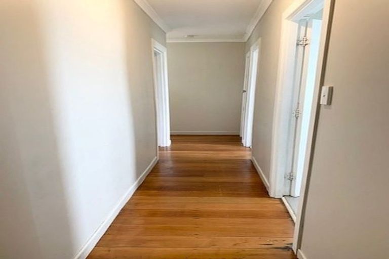 Photo of property in 383 West Coast Road, Glen Eden, Auckland, 0602