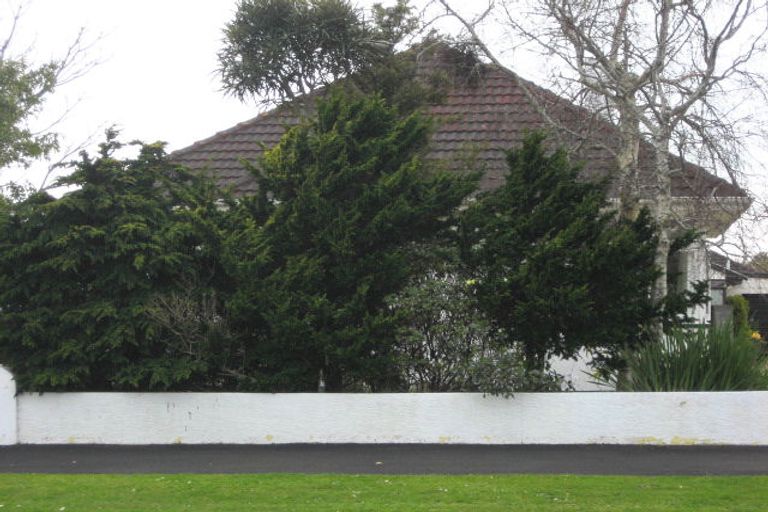 Photo of property in 295 Carrington Street, Vogeltown, New Plymouth, 4310
