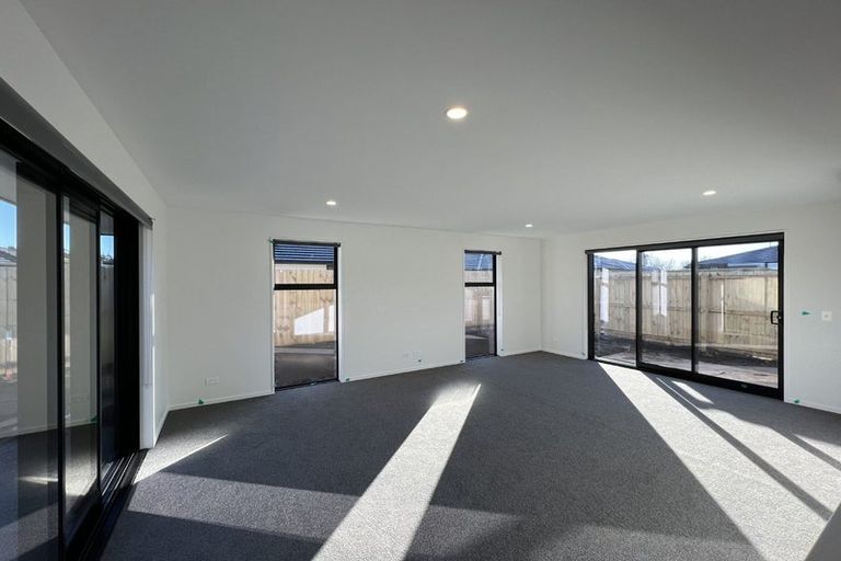 Photo of property in 10 Ned Place, Halswell, Christchurch, 8025