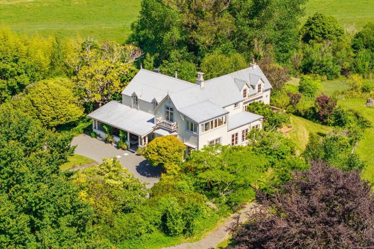 Photo of property in 1022 No 2 Line, Fordell, Whanganui, 4572