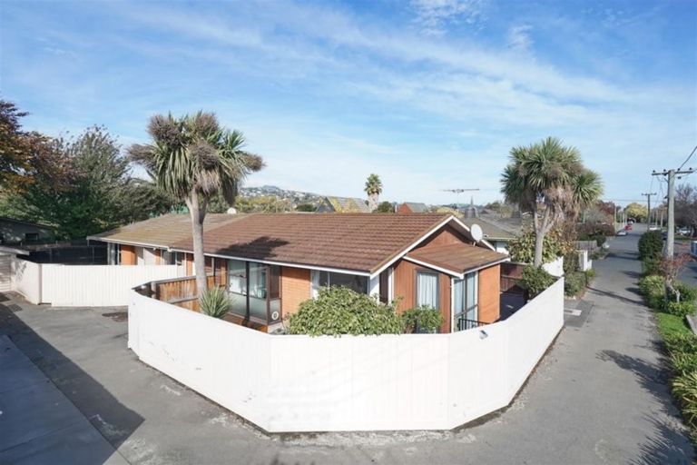 Photo of property in 1/52 Selwyn Street, Somerfield, Christchurch, 8024