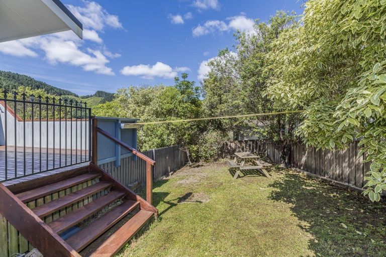 Photo of property in 92 Hazlewood Avenue, Karori, Wellington, 6012