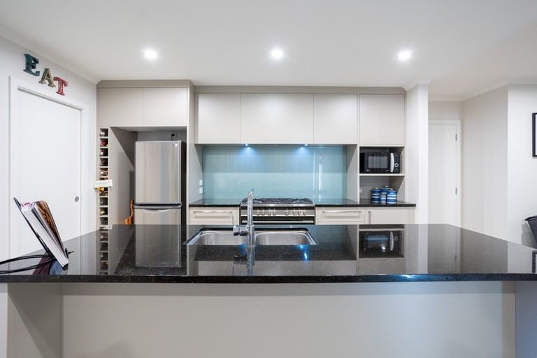 Photo of property in 16 Woolshed Drive, Stoke, Nelson, 7011