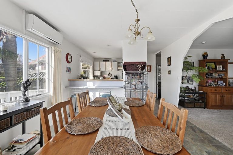 Photo of property in 9 Te Arawa Place, Welcome Bay, Tauranga, 3112