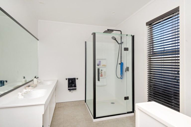 Photo of property in 142 Ocean Road, Ohope, 3121