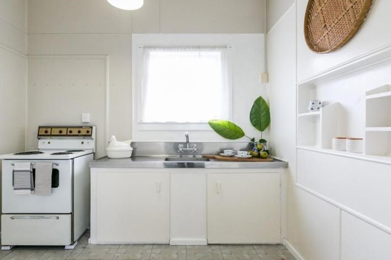 Photo of property in 629 Marine Parade, Napier South, Napier, 4110