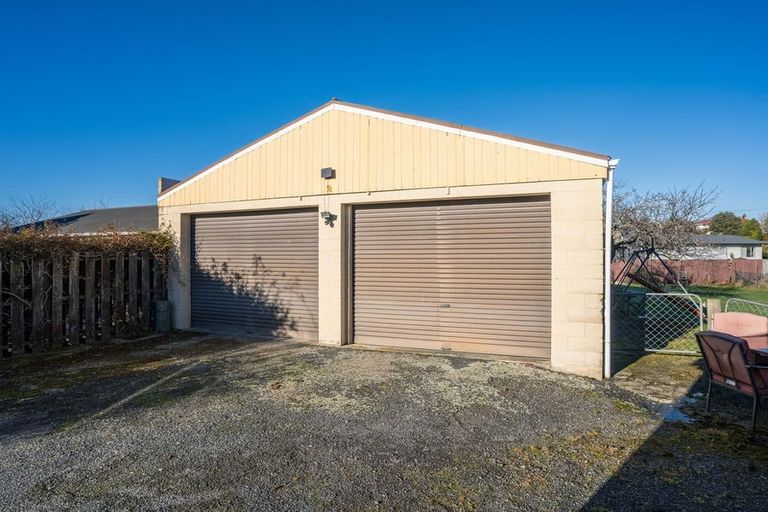 Photo of property in 16 Burraness Street, Palmerston, 9430