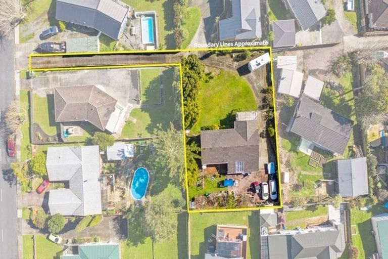 Photo of property in 19a Rodney Street, Howick, Auckland, 2014